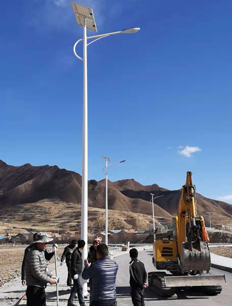 甘南碌曲10米民勤太阳能路灯项目